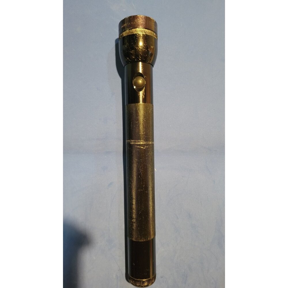 Mag-Lite 4 D Cell Flashlight 14.75 in. - Vintage - Picture 2 of 11